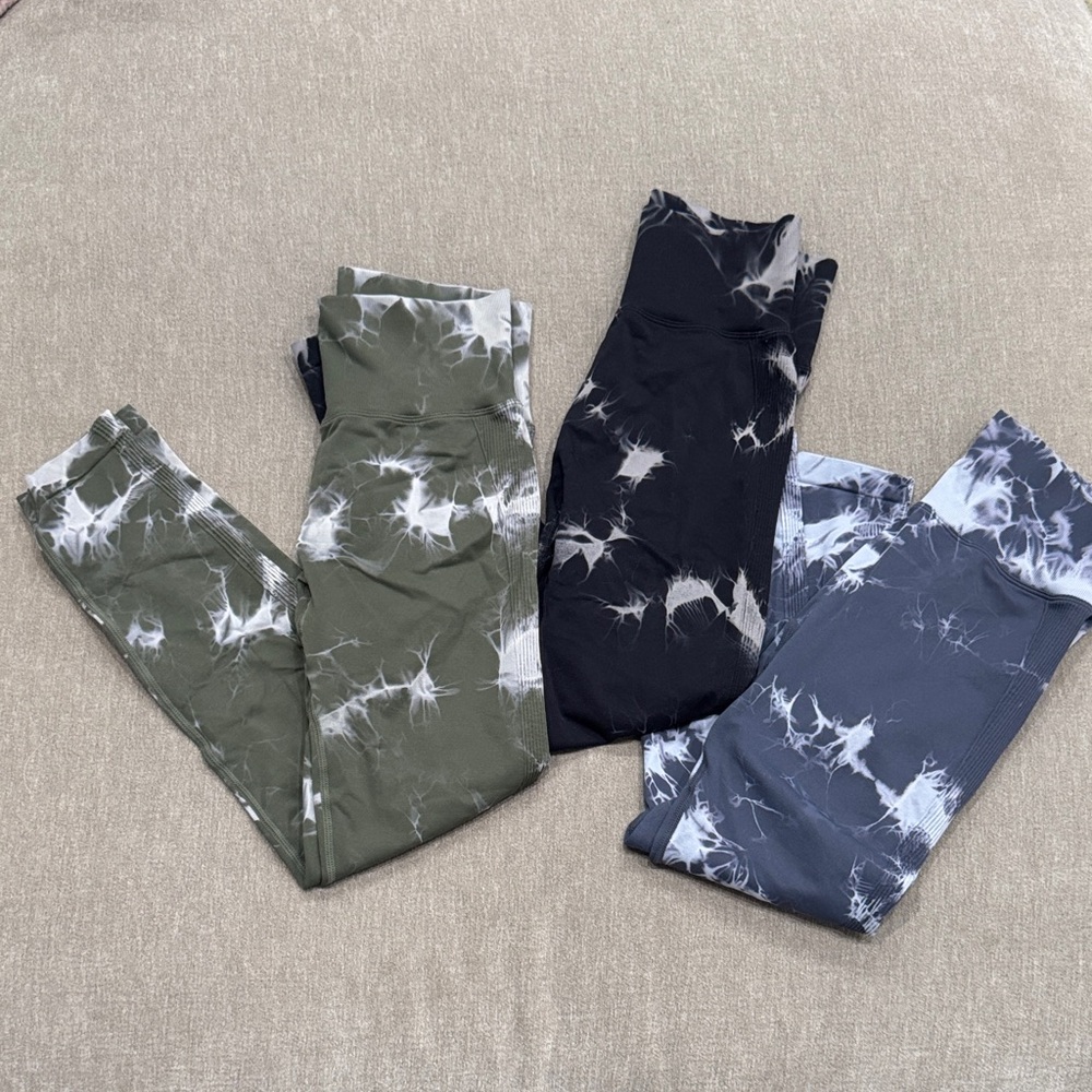 Leggings Set - Green, Black, and Blue